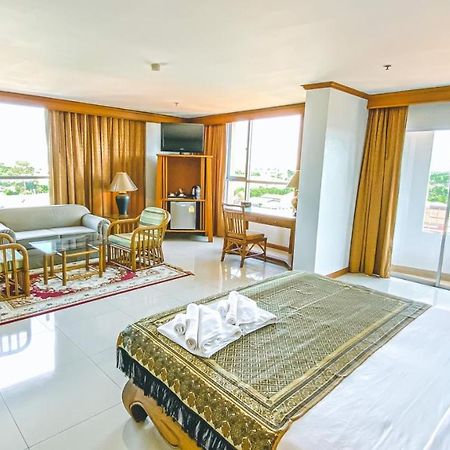 K Park Grand Hotel Sha Plus Certified Surat Thani Bagian luar foto