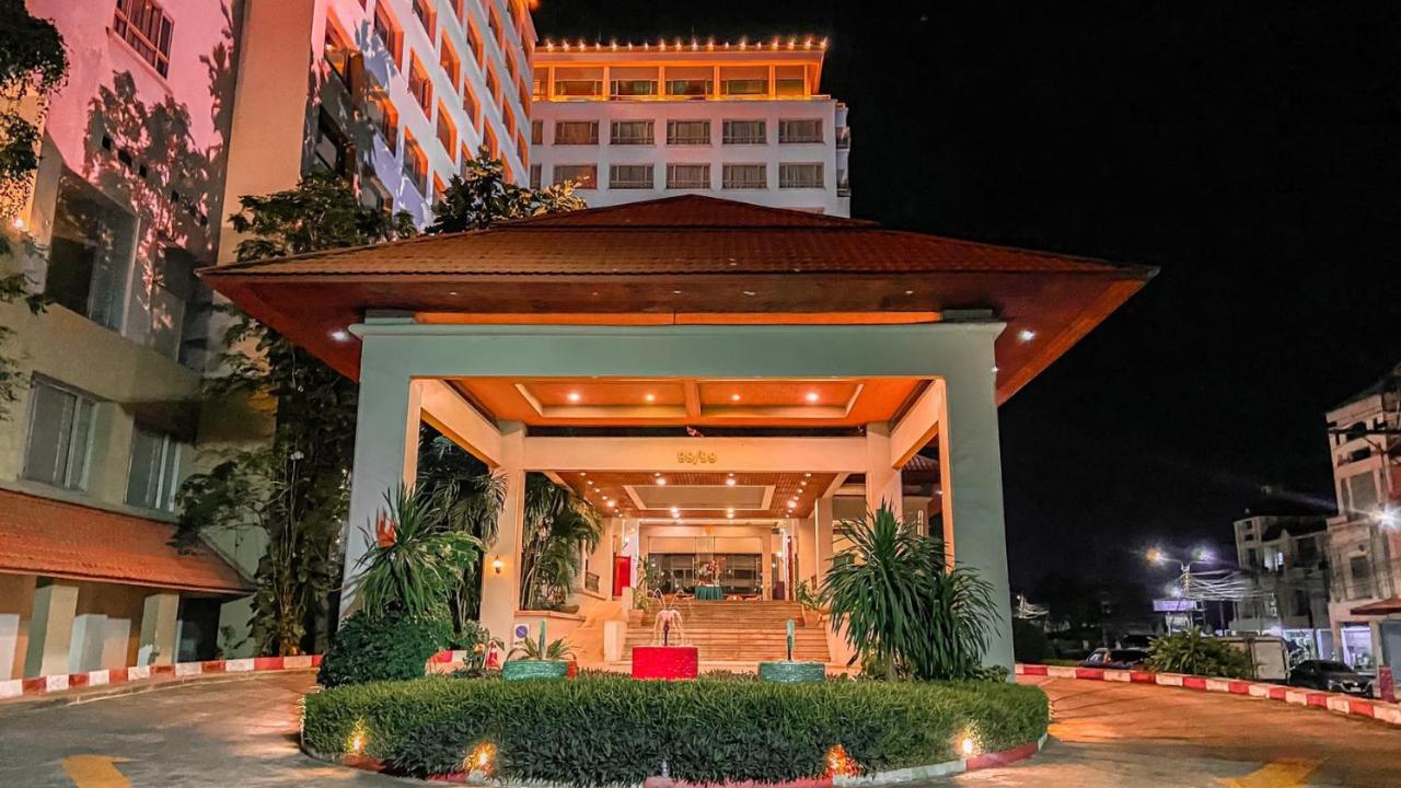 K Park Grand Hotel Sha Plus Certified Surat Thani Bagian luar foto