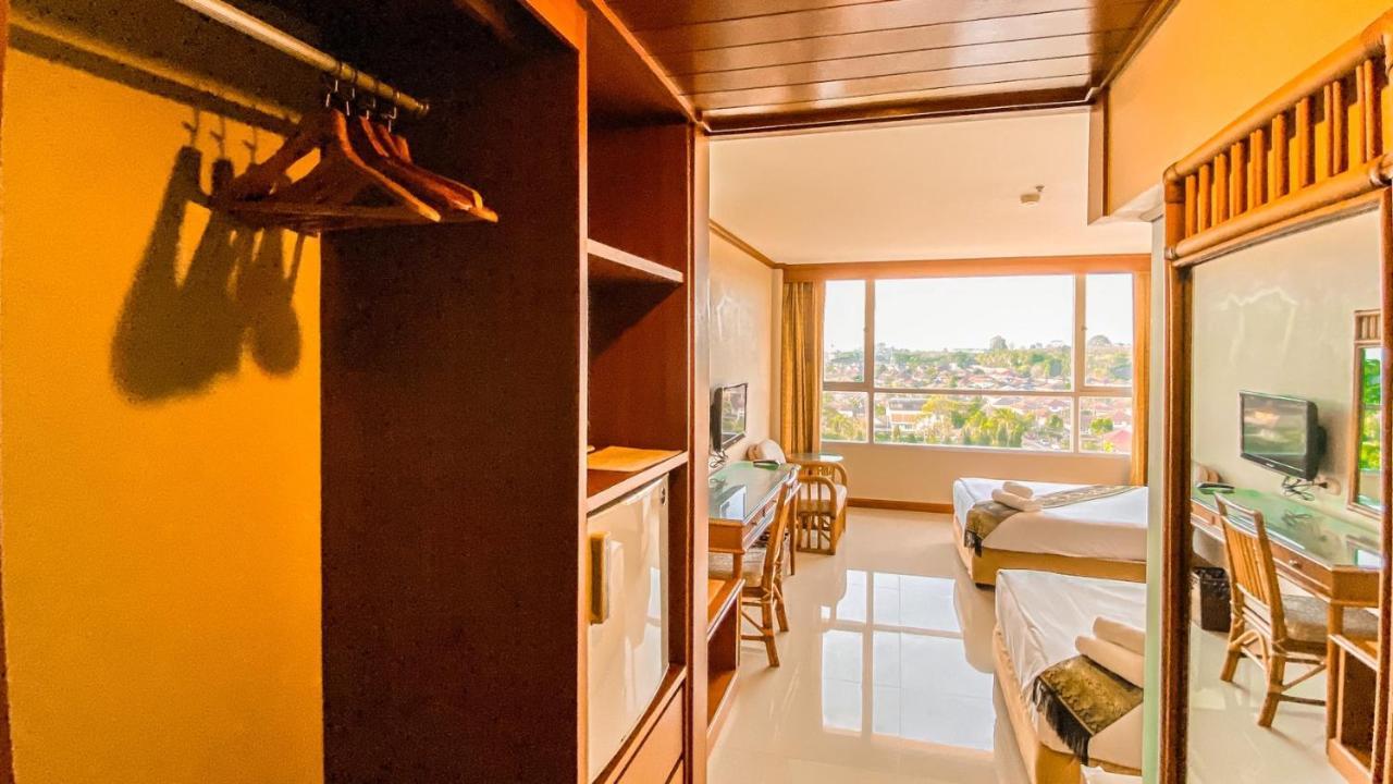 K Park Grand Hotel Sha Plus Certified Surat Thani Bagian luar foto