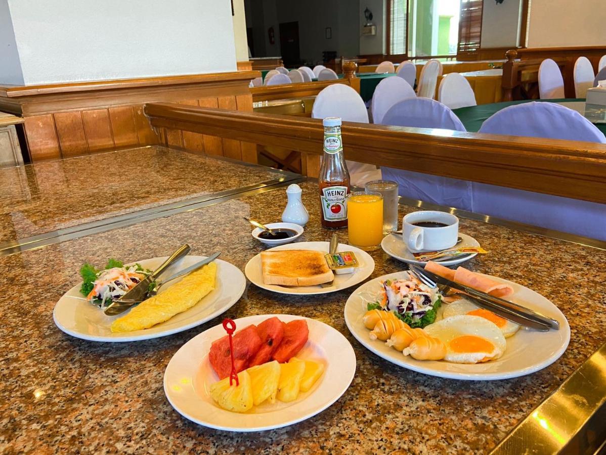 K Park Grand Hotel Sha Plus Certified Surat Thani Bagian luar foto