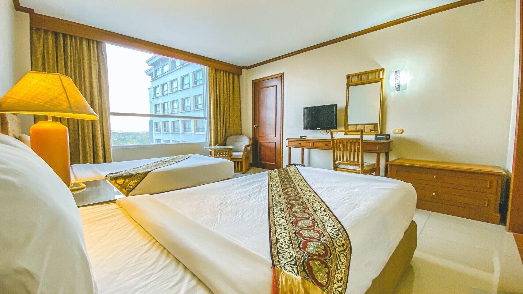 K Park Grand Hotel Sha Plus Certified Surat Thani Bagian luar foto