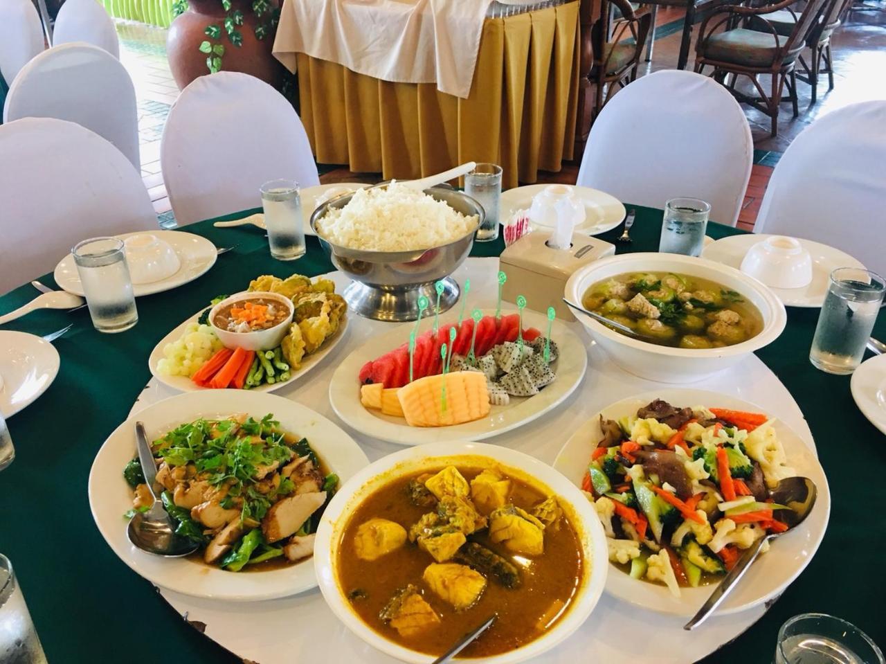 K Park Grand Hotel Sha Plus Certified Surat Thani Bagian luar foto